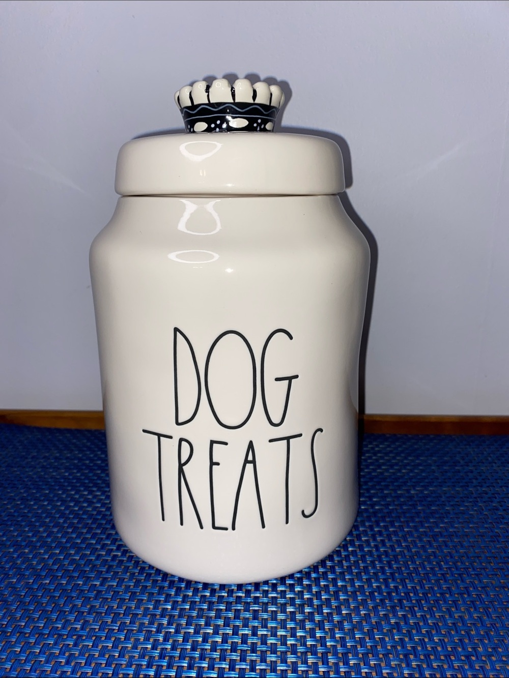 Preowned EUC Rae Dunn "DOG TREATS" Ceramic Canister with Crown Lid